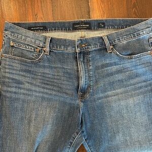 Lucky Brand Men's, 410 Athletic Slim Fit Denim Jeans, size 40 x 30.
